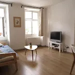 Hradcany Apartment With Green Energy